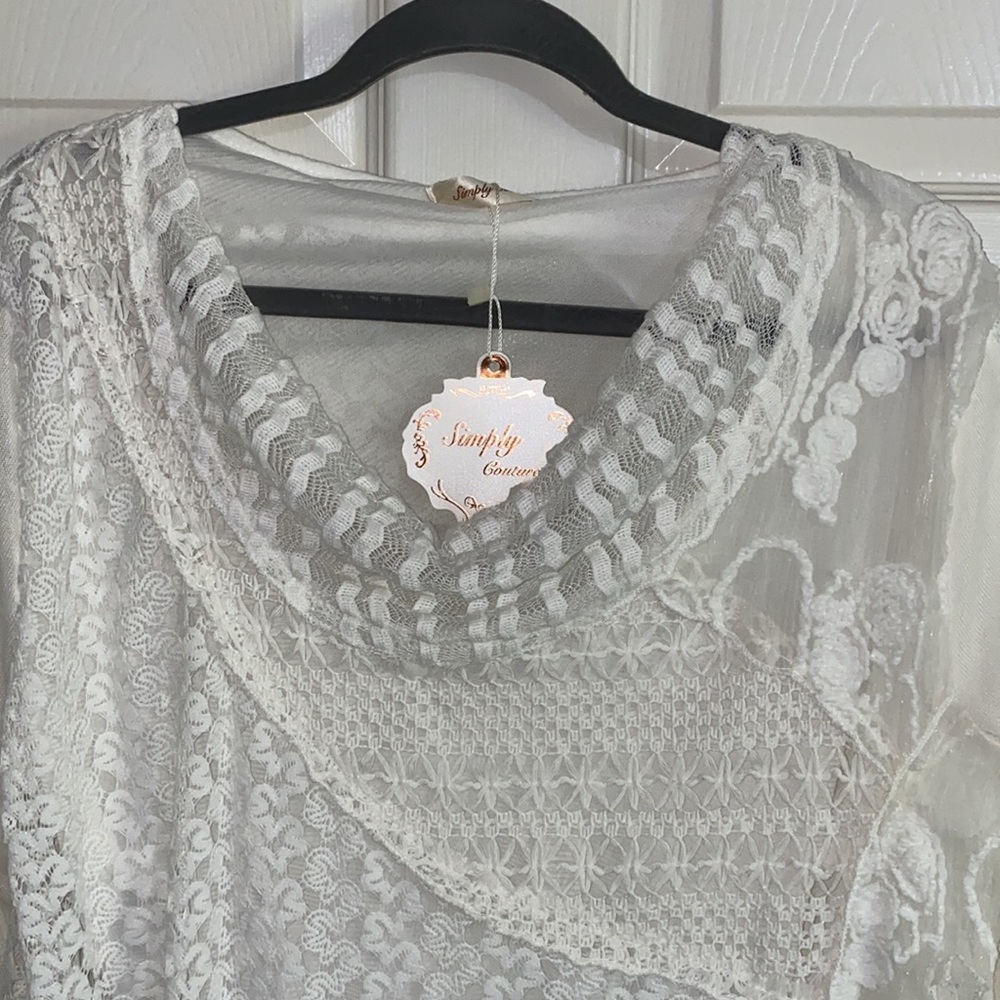 Super cute top! - Picture 5 of 6